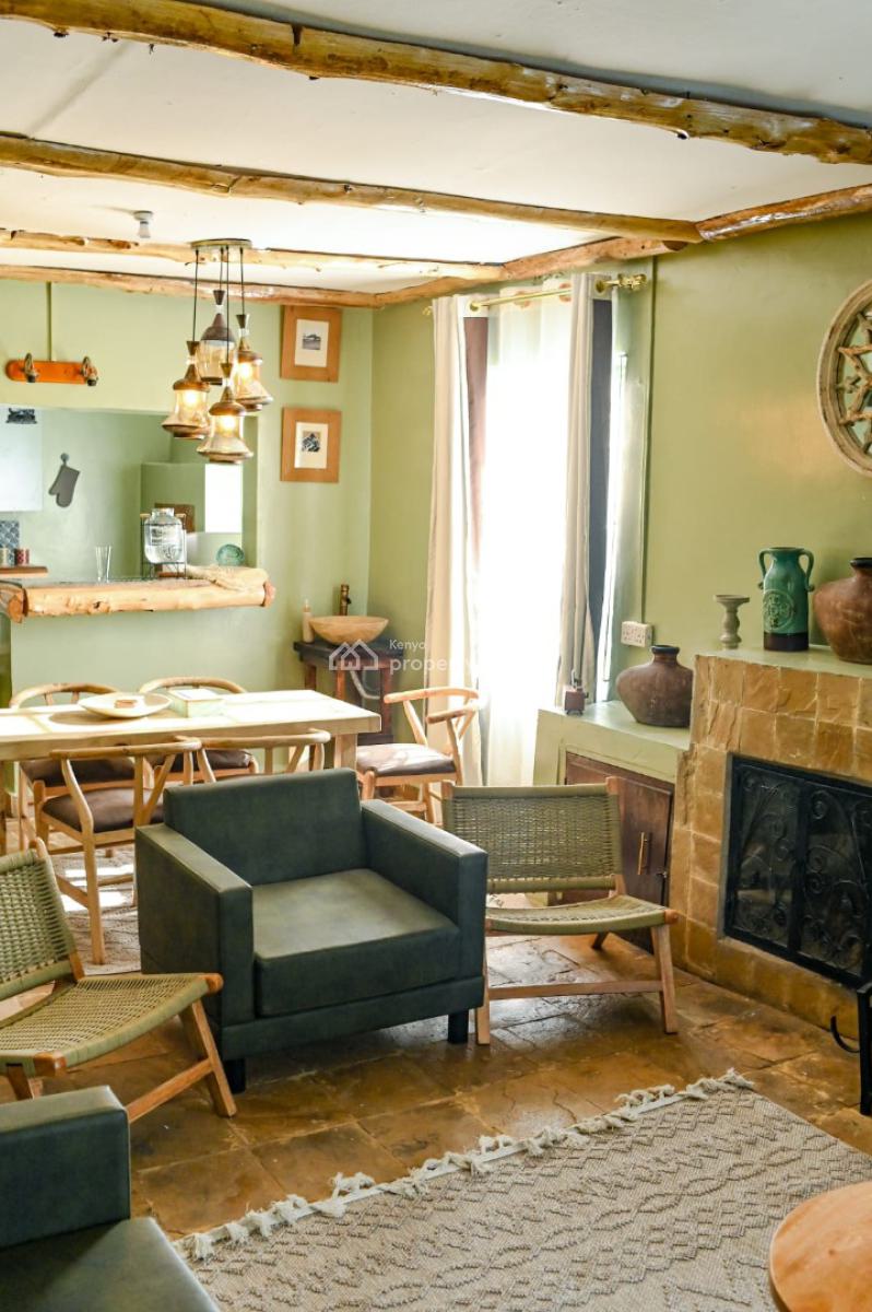 Tastefully Furnished 5 Bedroom House, Near Meru National Park, Municipality, Meru, Detached Bungalow Short Let