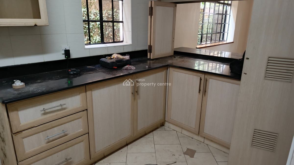 an Amazing Spacious 4 Bedroom Townhouse All Ensuite Plus Dsq+office, Kileleshwa, Nairobi, House for Rent