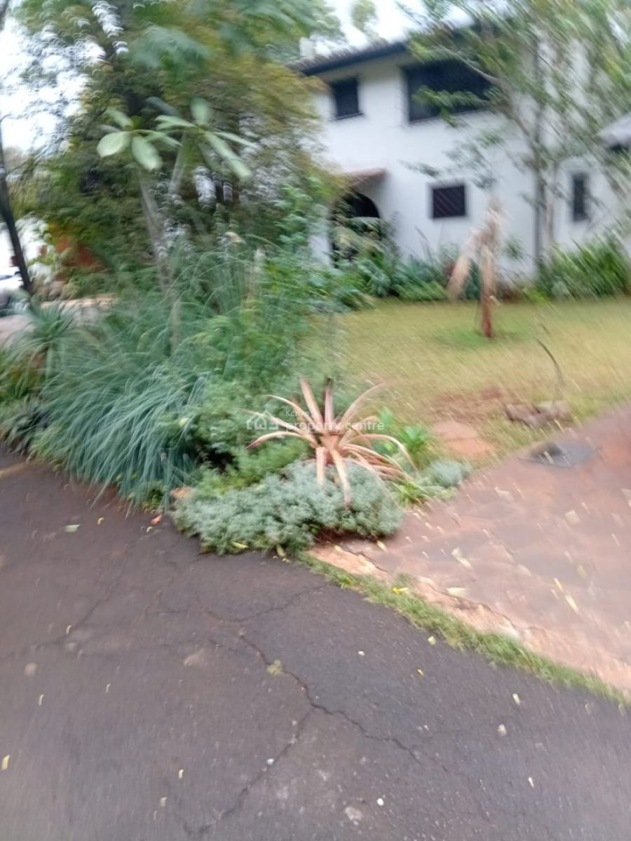 Prime 0.569-acre Standalone 4-bedroom Home for Quick  -- Runda, Runda, Runda, Westlands, Nairobi, House for Sale