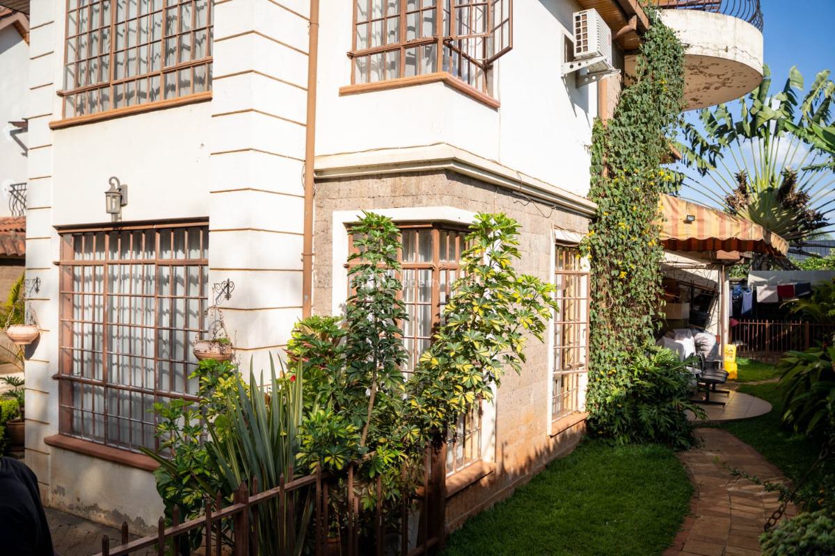 5 Bedroom in Secure Gated Community Living with Shared Pool, Convent Drive, Lavington, Nairobi, Townhouse for Sale