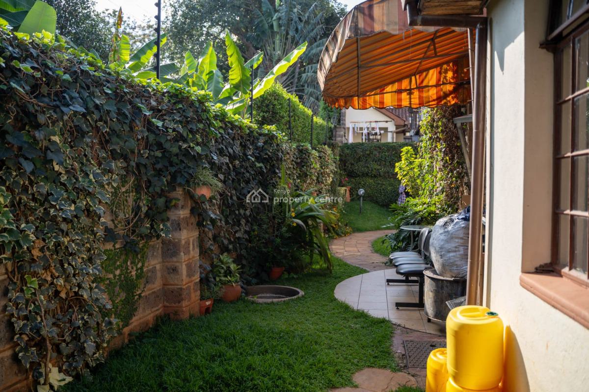 5 Bedroom in Secure Gated Community Living with Shared Pool, Convent Drive, Lavington, Nairobi, Townhouse for Sale