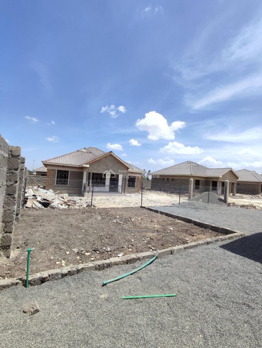 Luxury 3 Bedroom All Ensuite in Gated Community, Acacia ,800m From Tarmac, Kitengela, Kajiado, House for Sale