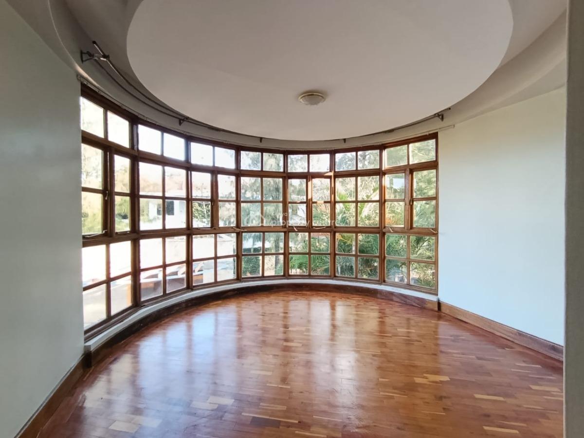 Elegant 4 Bedroom Standalone Villa on ½ Acre, Runda, Westlands, Nairobi, House for Sale