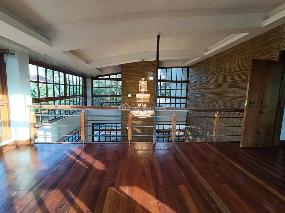 Elegant 4 Bedroom Standalone Villa on ½ Acre, Runda, Westlands, Nairobi, House for Sale