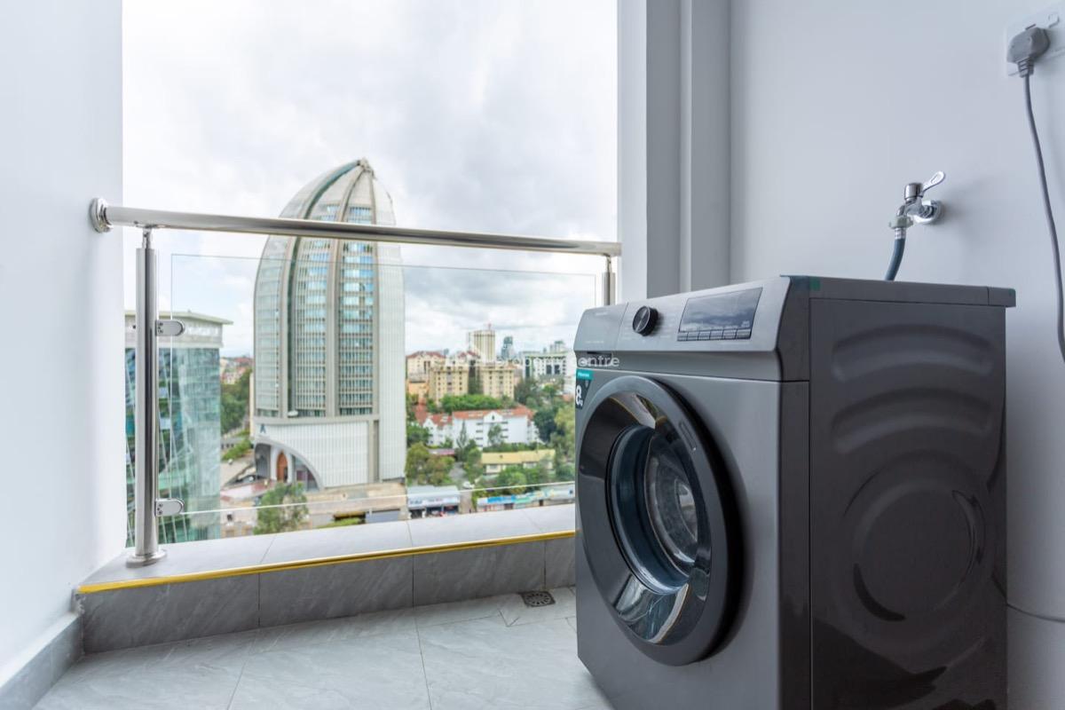 Fully Furnished and Serviced 1 Bedroom Apartment Available, Kilimani, Nairobi, Apartment for Rent