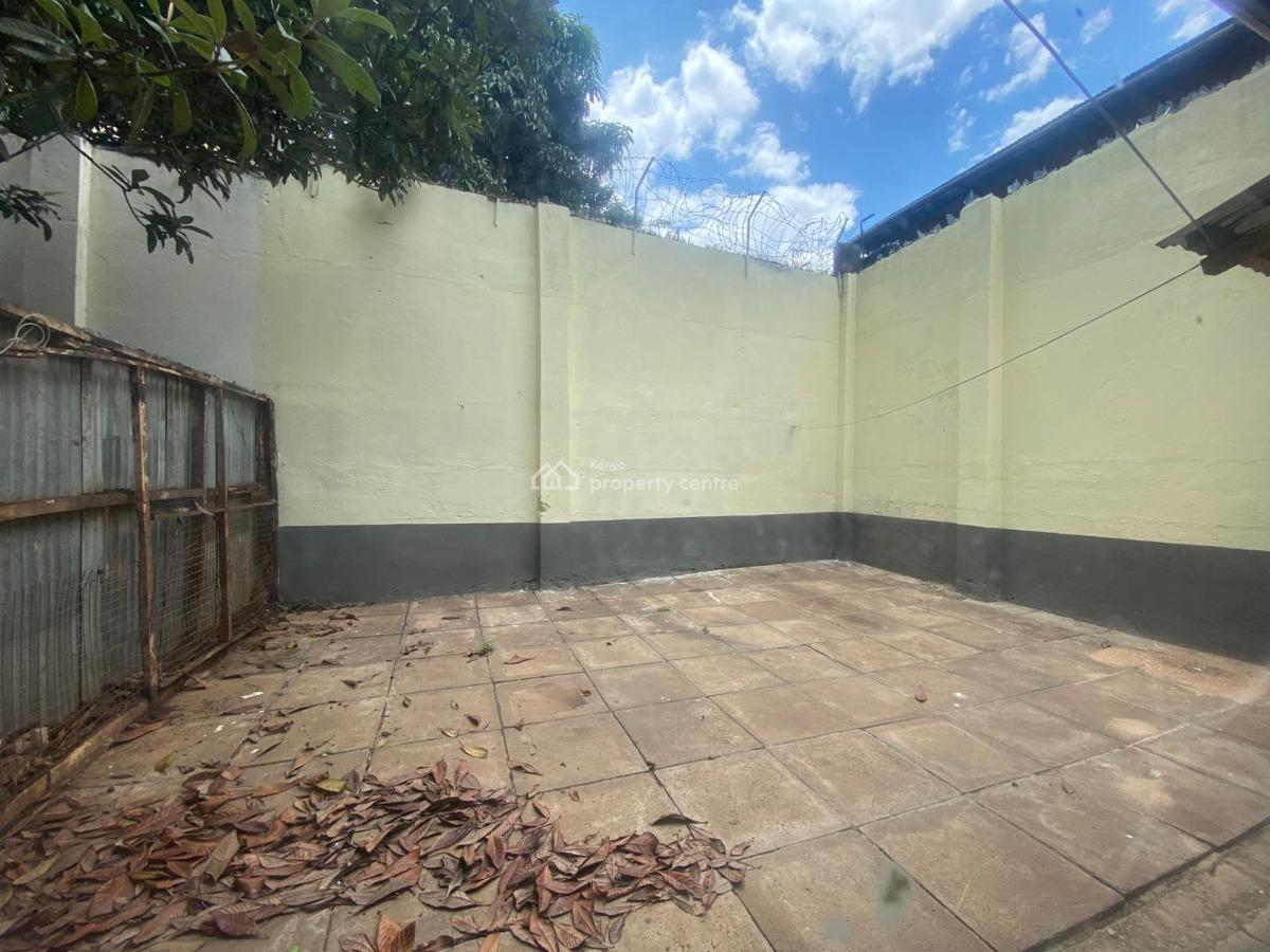 Spacious Family Living 4  Bedrooms Mansion with Secure Environment, Near Diamond Plaza, Parklands, Nairobi, Townhouse for Rent