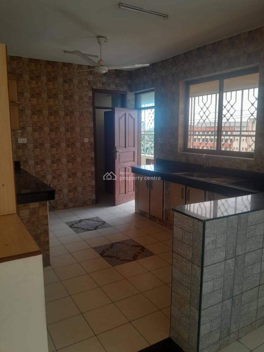 Spacious ,3 Bedroom Apartment with Balcony ., Mkomani, Nyali, Mombasa, Apartment for Rent