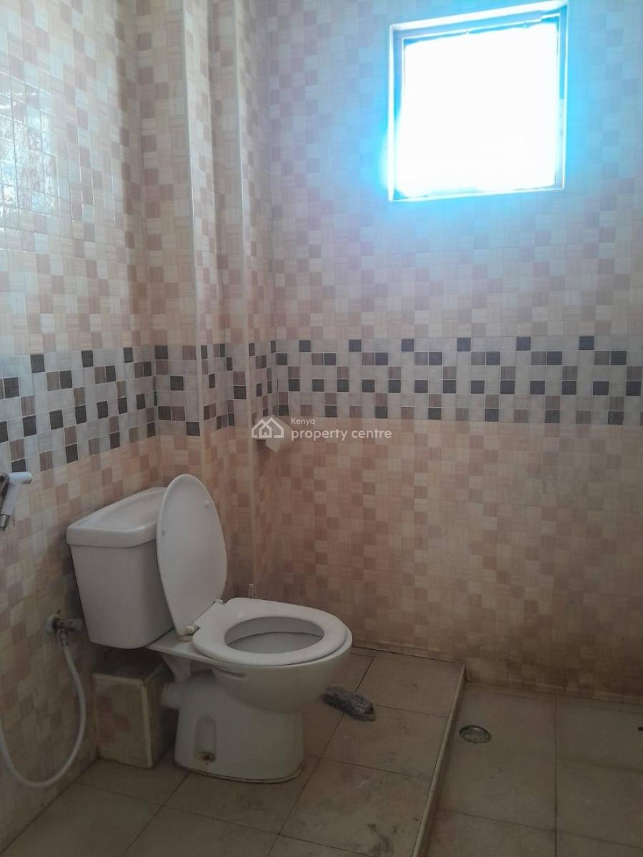 Spacious 3 Bedroom Apartment with Balcony., Tudor, Tudor, Mombasa, Apartment for Rent