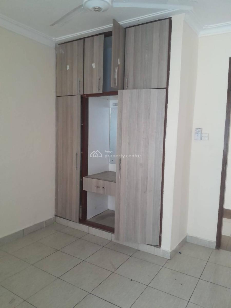 Spacious 3 Bedroom Apartment with Balcony., Tudor, Tudor, Mombasa, Apartment for Rent