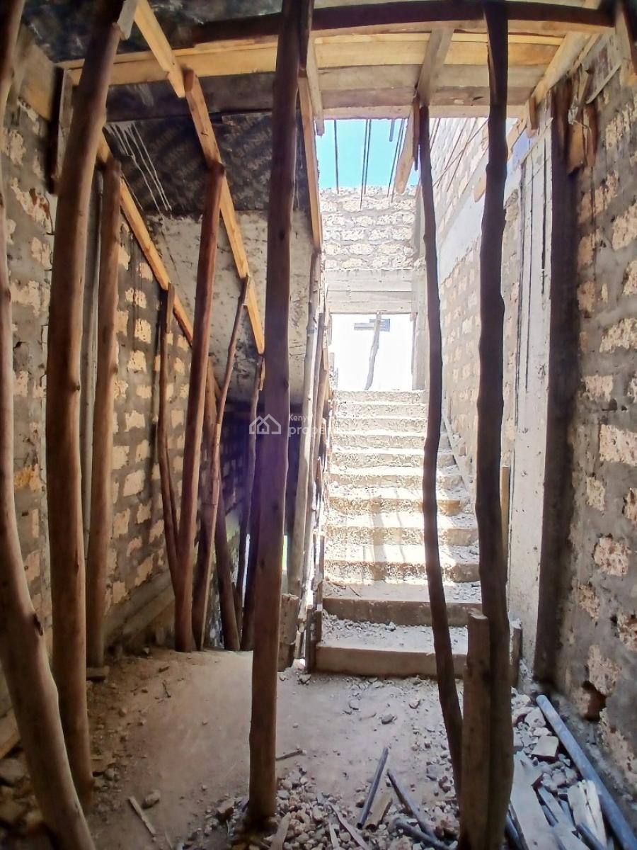 Modern 2 Bedroom Apartment with Parking., Along Pastor Lai Road., Bamburi, Mombasa, Apartment for Sale