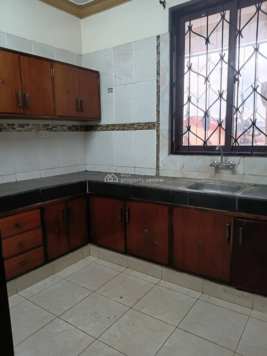 Spacious 2 Bedroom Apartment with Parking, Sparki, Majengo, Mombasa, Apartment for Rent