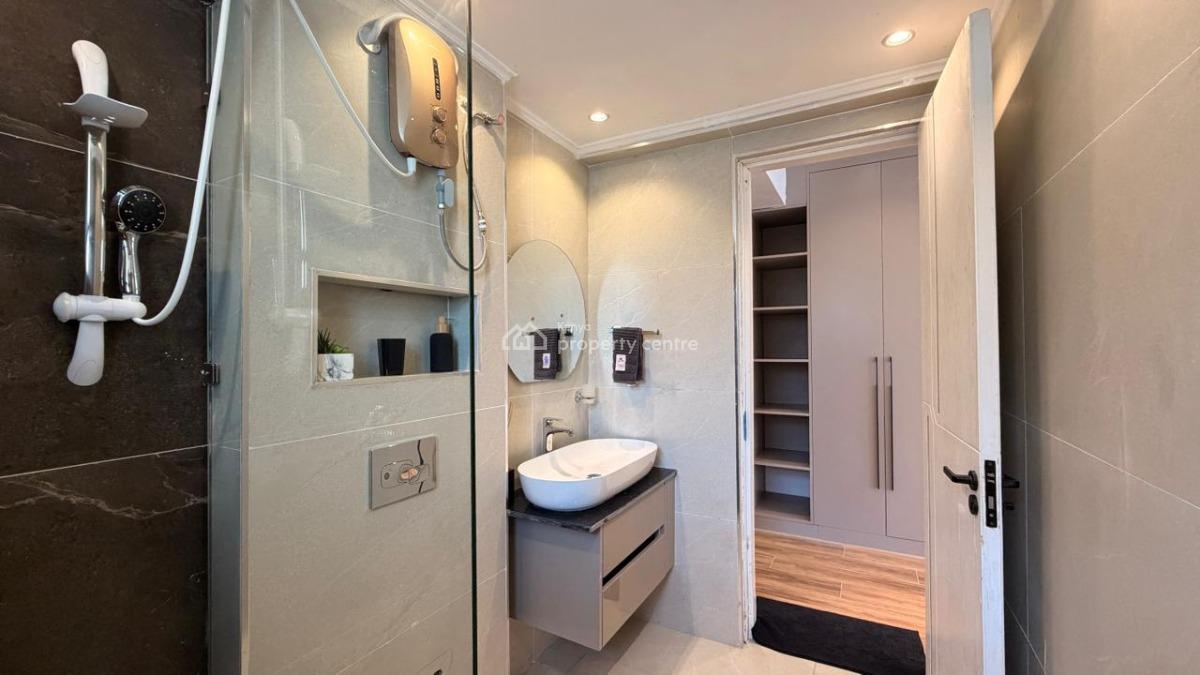 Luxury 4 Bedroom Apartment Plus Dsq Best Value for Your Money, Nyali, Mombasa, Apartment for Sale