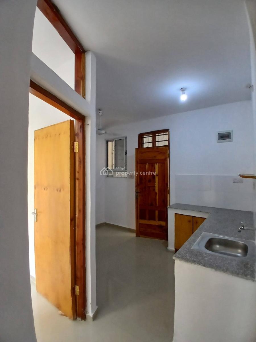 Mini 1 Bedroom Apartment with Parking, Posta, Mtwapa, Kilifi, Apartment for Rent