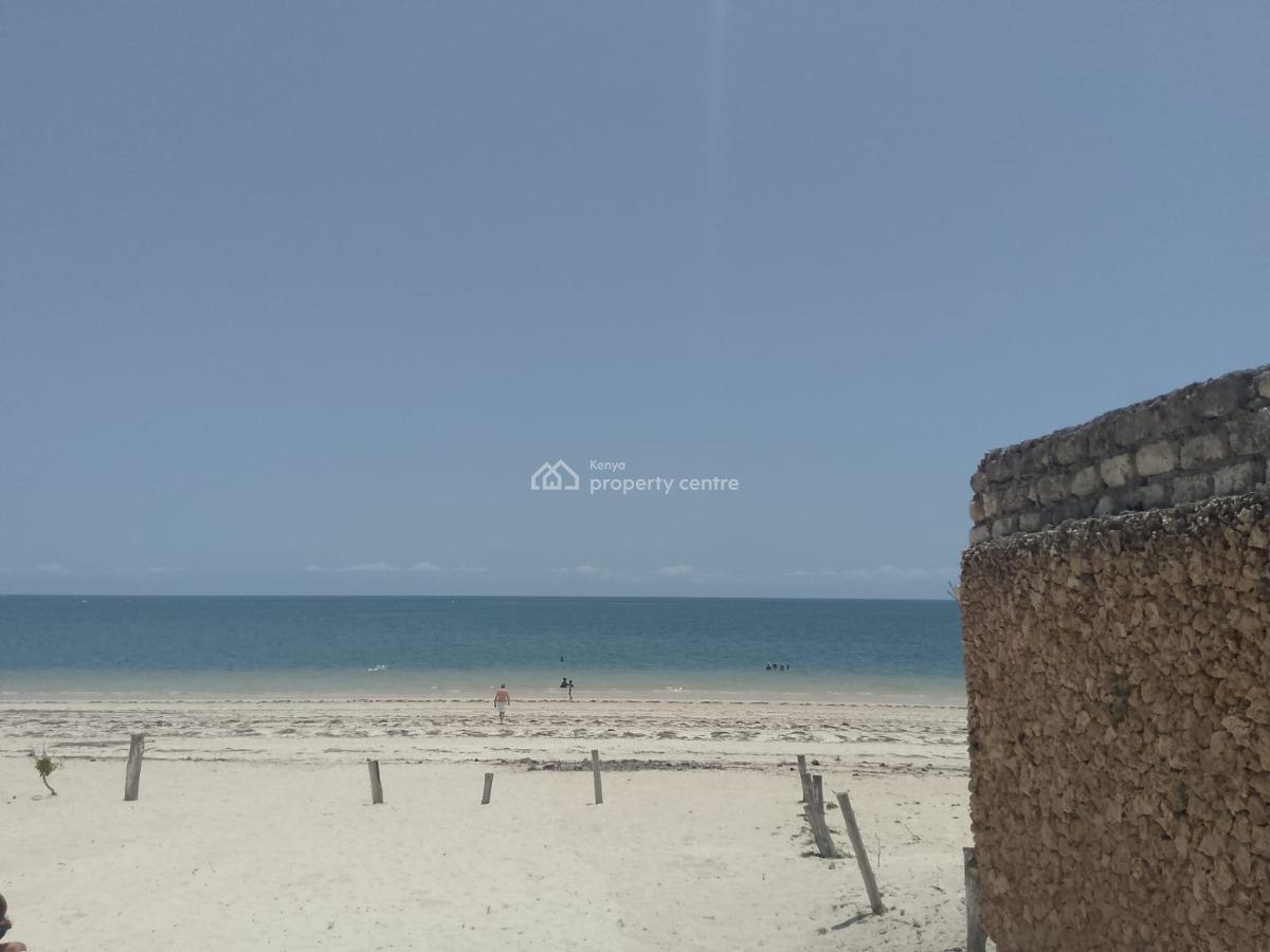 Elegant 2-bedroom Beachfront Apartment at Park Marine, Park Marine Estate, Malindi Town, Kilifi, House for Sale