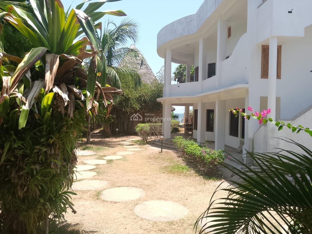 Elegant 2-bedroom Beachfront Apartment at Park Marine, Park Marine Estate, Malindi Town, Kilifi, House for Sale