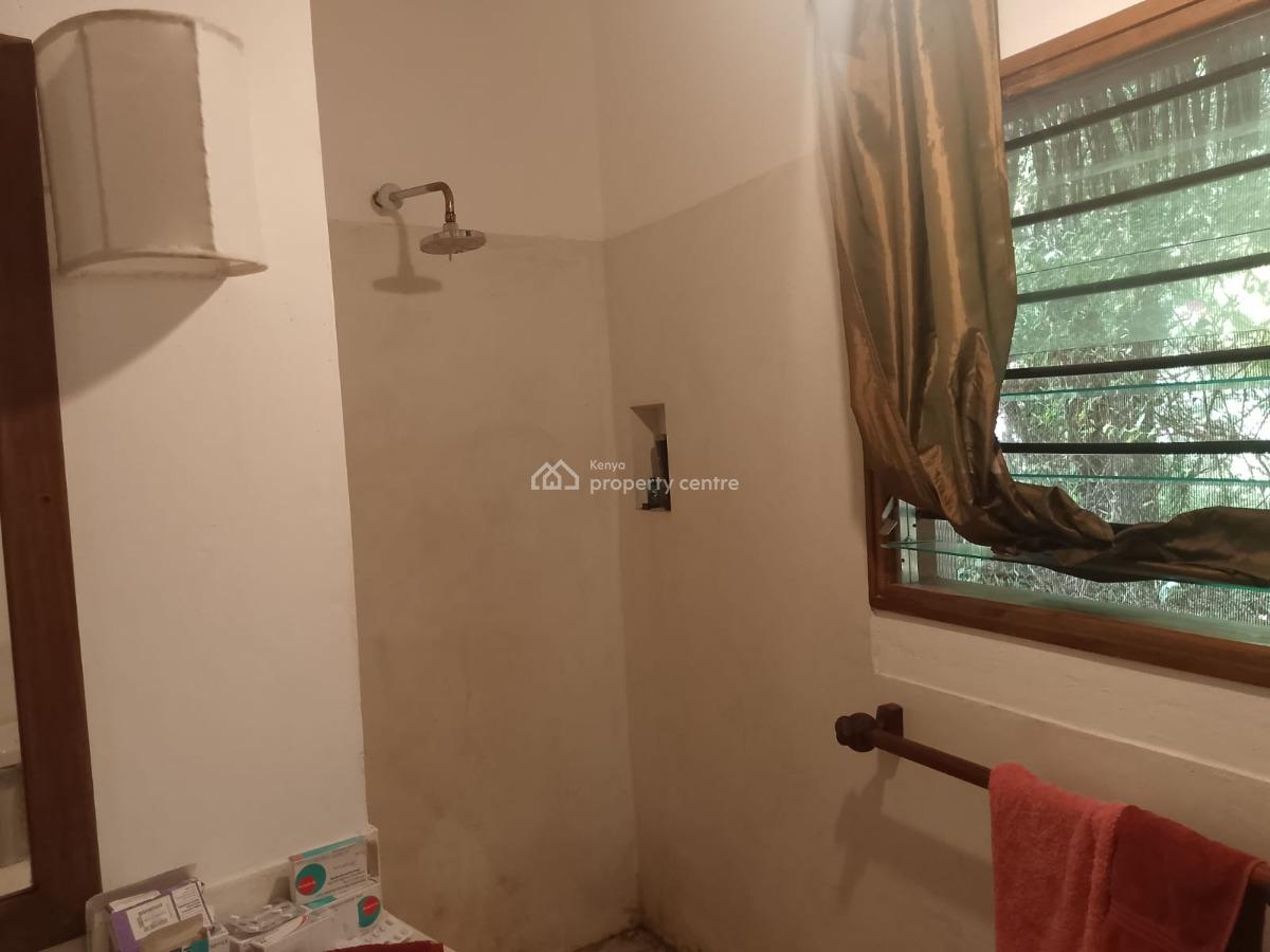 Elegant 2-bedroom Beachfront Apartment at Park Marine, Park Marine Estate, Malindi Town, Kilifi, House for Sale