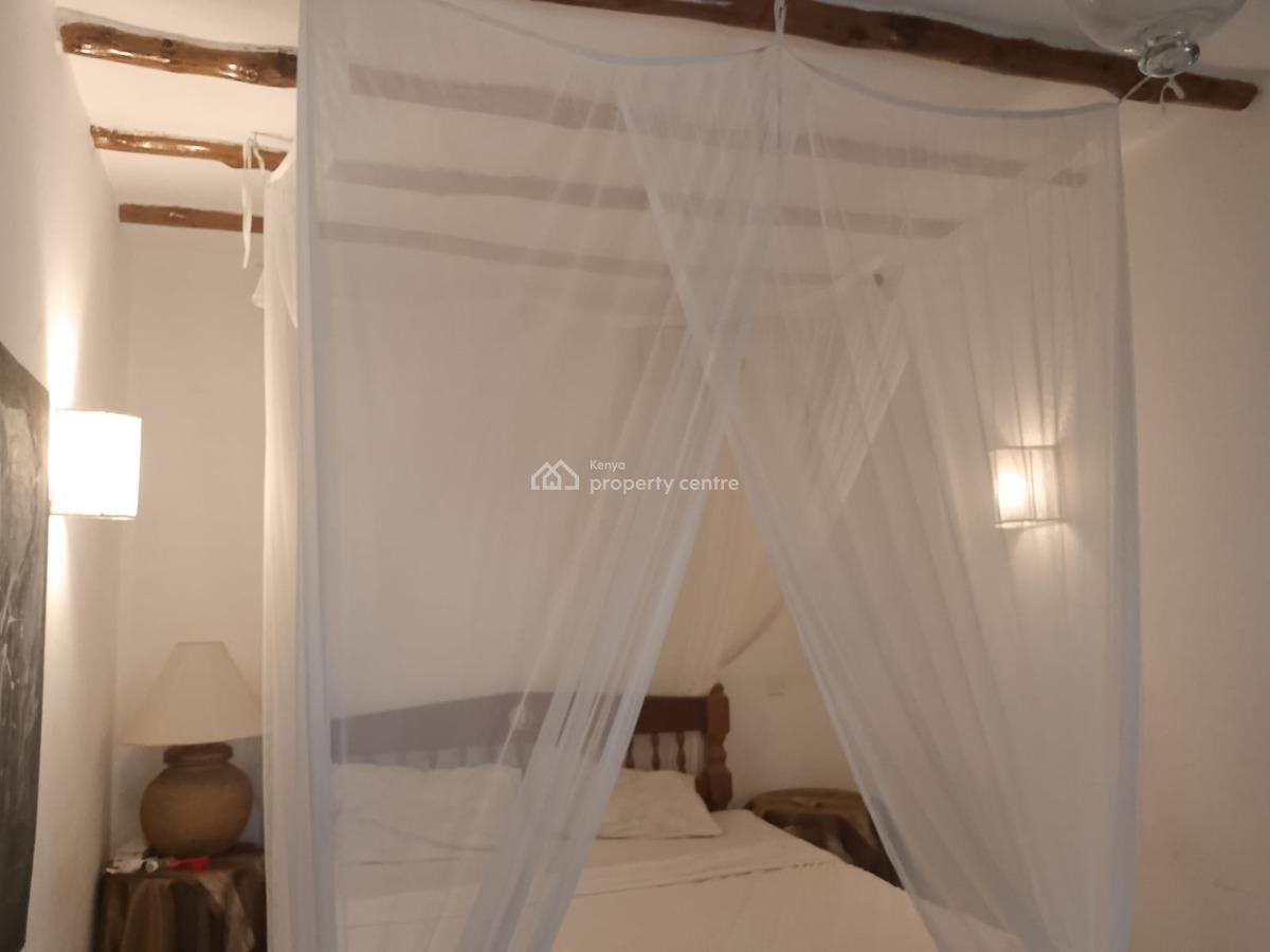 Elegant 2-bedroom Beachfront Apartment at Park Marine, Park Marine Estate, Malindi Town, Kilifi, House for Sale