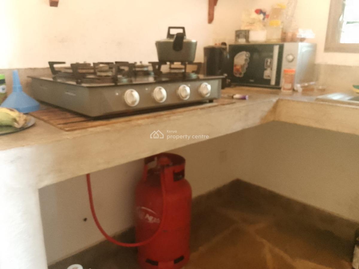 Elegant 2-bedroom Beachfront Apartment at Park Marine, Park Marine Estate, Malindi Town, Kilifi, House for Sale