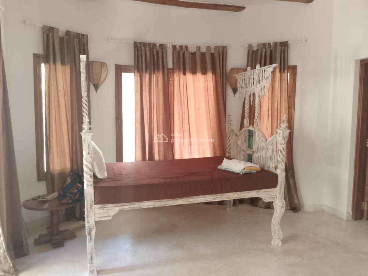 Elegant 2-bedroom Beachfront Apartment at Park Marine, Park Marine Estate, Malindi Town, Kilifi, House for Sale