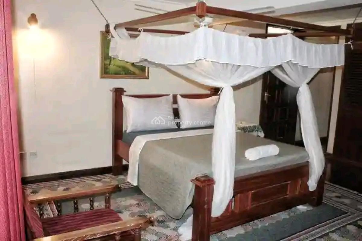 Fully Furnished 5 Bedroom Villa in Nyali Mombasa, Near City Mall, Nyali, Mombasa, House Short Let