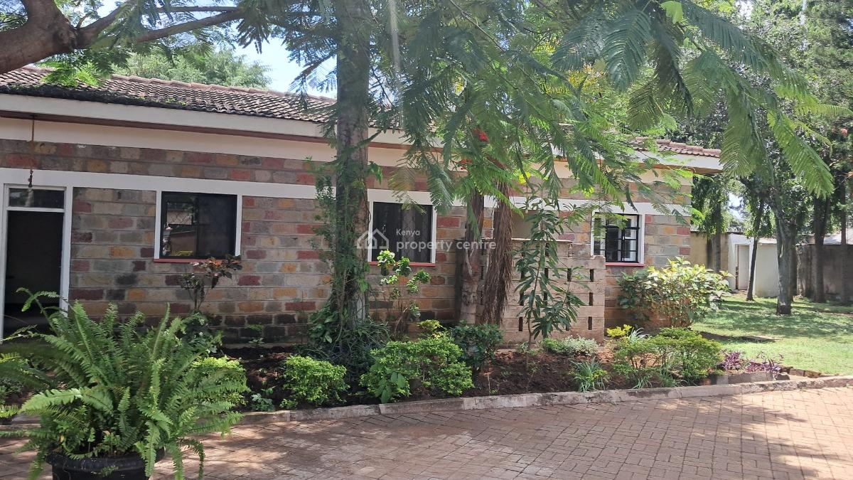 Gorgeous 6 Bedrooms Maisonette on Half Acre, Milimani, Market Milimani, Kisumu, House for Rent