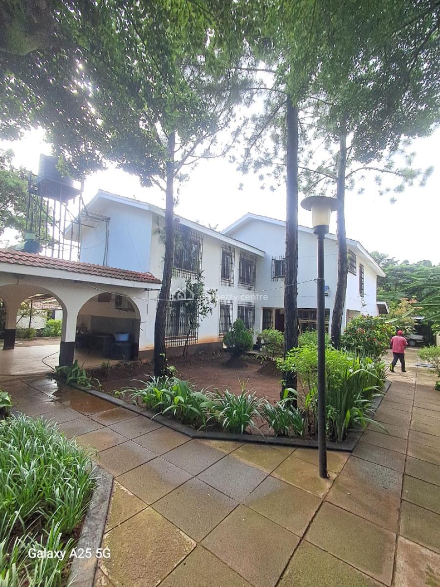 Magnificent 4 Bedrooms + Dsq on Quarter Acre, Milimani, Market Milimani, Kisumu, House for Rent