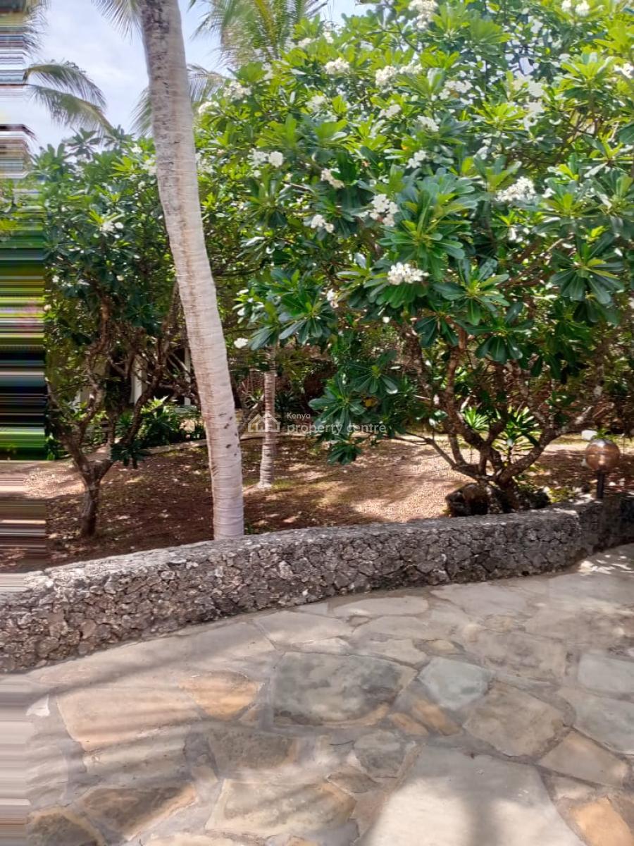 Spacious 5 Bedroom House, Casuarina, Malindi Town, Kilifi, House for Sale