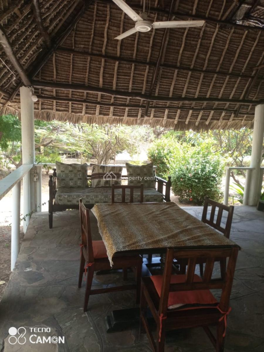 Spacious 2 Bedroom Villa, Casuarina, Malindi Town, Kilifi, House for Sale