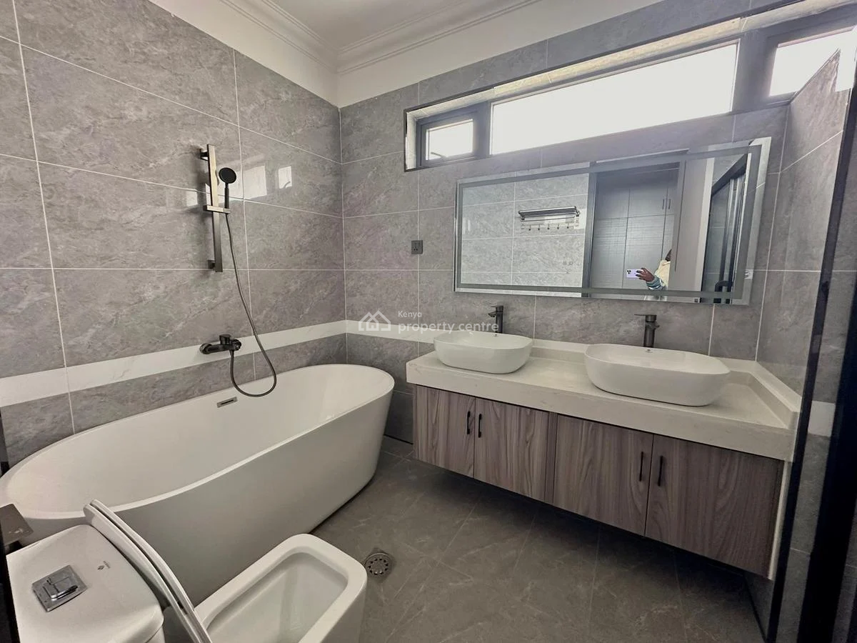 Luxury 3 Bedroom Apartment with Dsq in Lavington., Lavington, Nairobi, Apartment for Rent