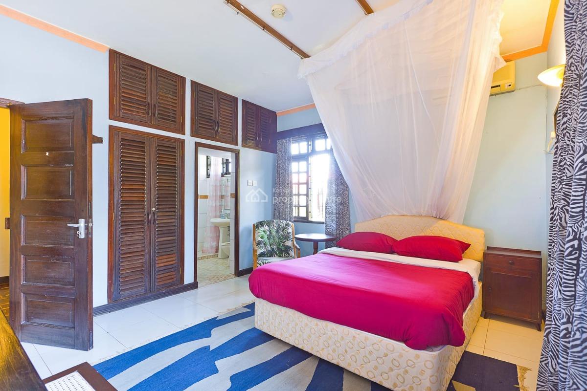 5 Bedrooms Ambassadorial Residence with a Swimming Pool at Serena Oppo, Shanzu Mombasa, Shanzu, Mombasa, Townhouse for Sale