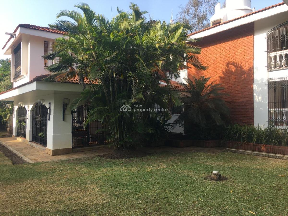 5 Bedrooms Villa Is Still Available Second Row From The Nyali, Mombasa Nyali, Nyali, Mombasa, Townhouse for Sale