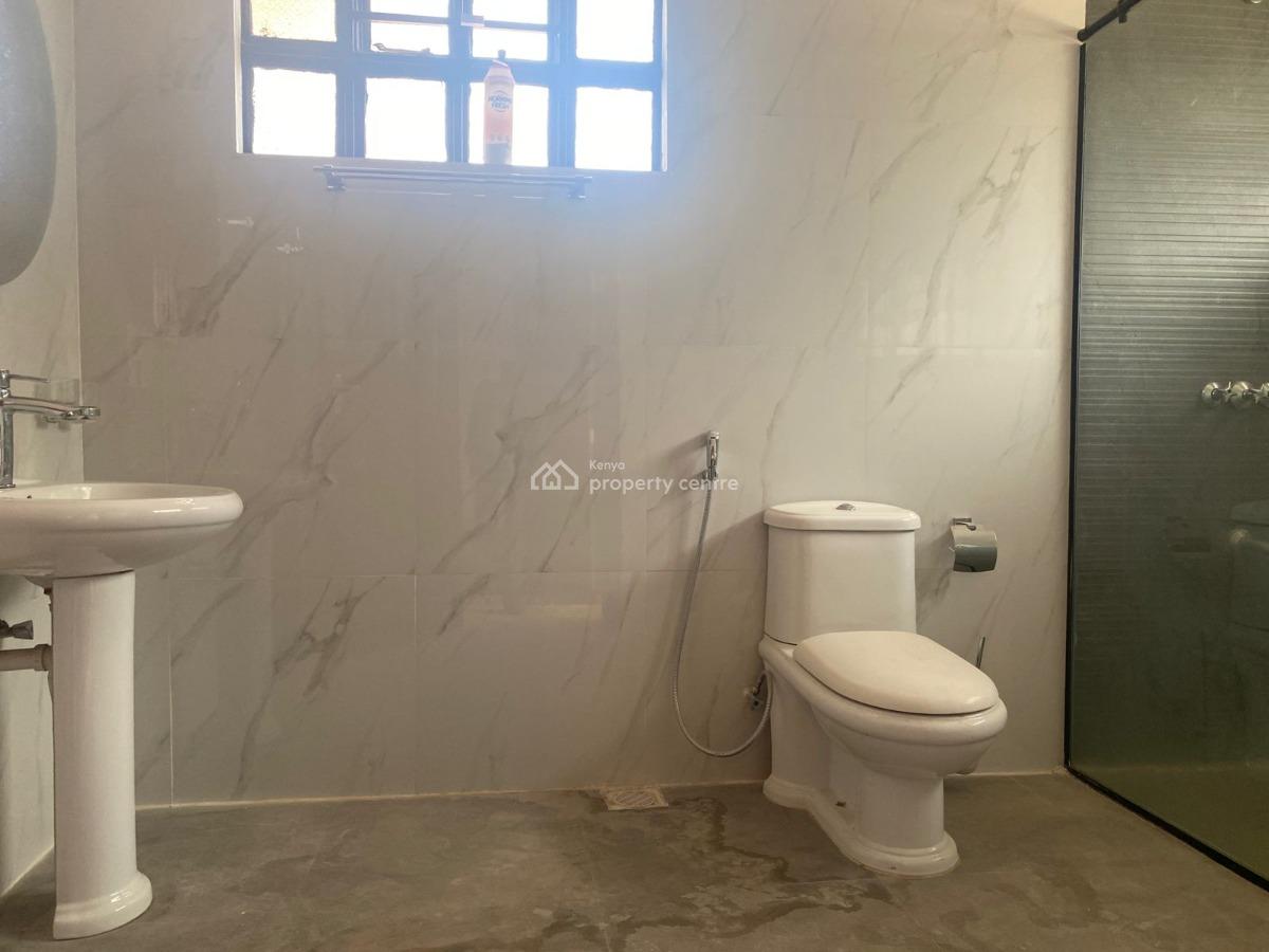 Secure Tranquil Compound Offering Privacy, Comfort, and High-end Living, Near Lavington Mall, Lavington, Nairobi, Townhouse for Rent