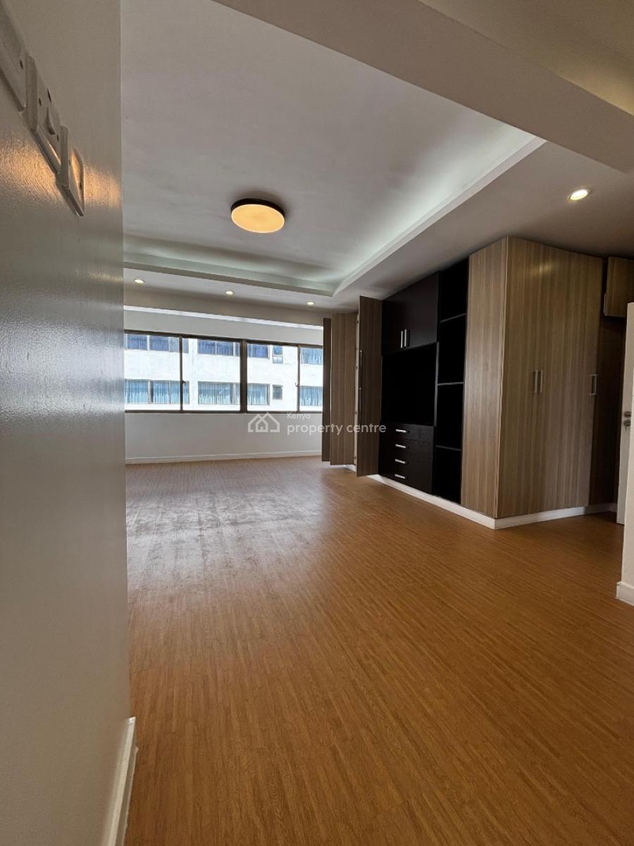 Spacious 4 Bedroom Apartment + Dsq, Lavington, Nairobi, Apartment for Rent