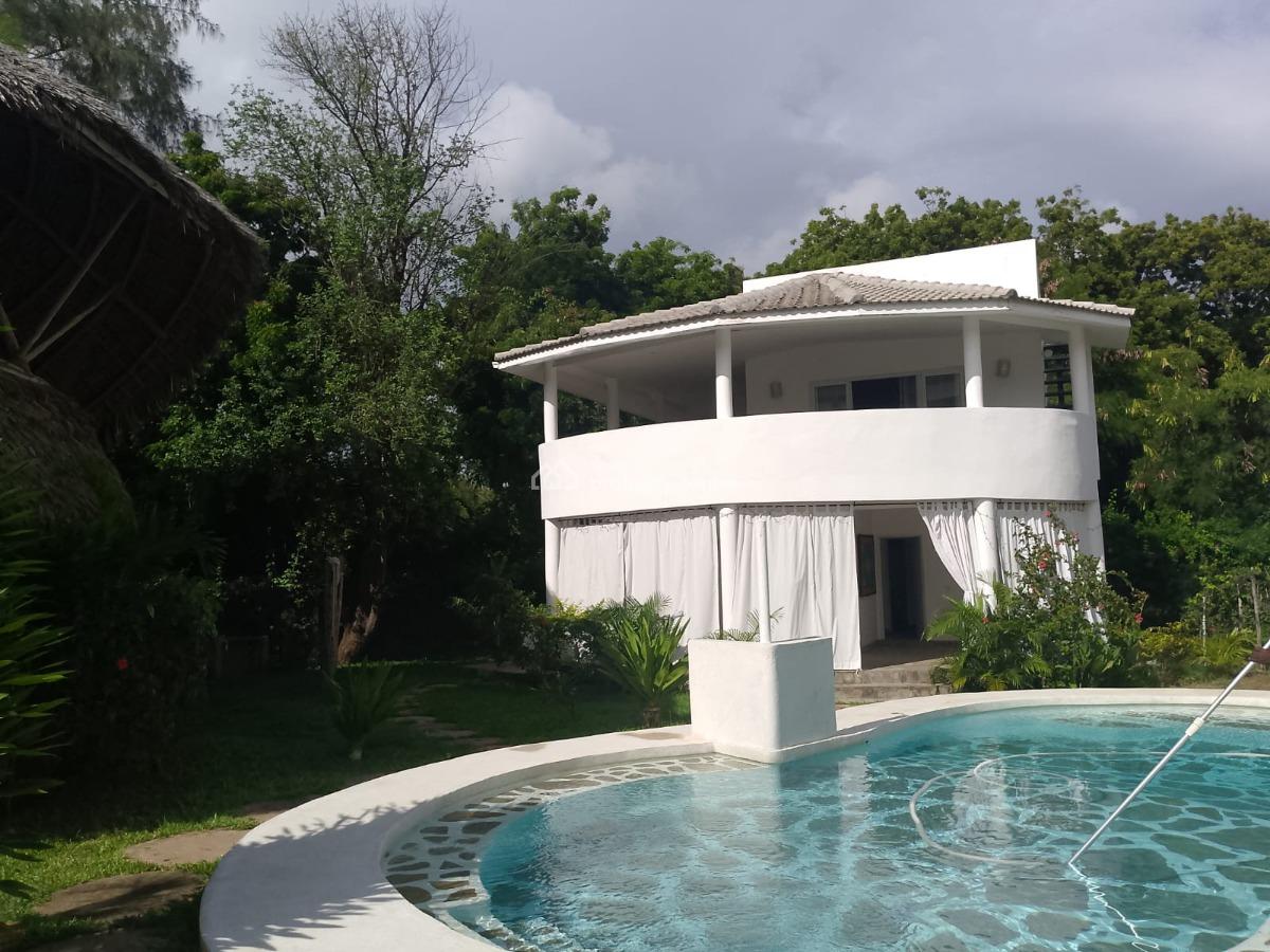 Exclusive 2-bedroom Coastal Duplex at Iguana Beach, Malindi, Palm Beach, Malindi Town, Kilifi, House for Sale