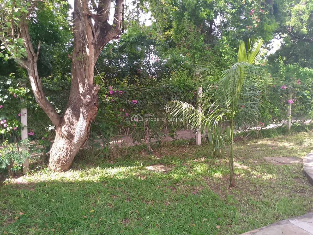 Exclusive 2-bedroom Coastal Duplex at Iguana Beach, Malindi, Palm Beach, Malindi Town, Kilifi, House for Sale