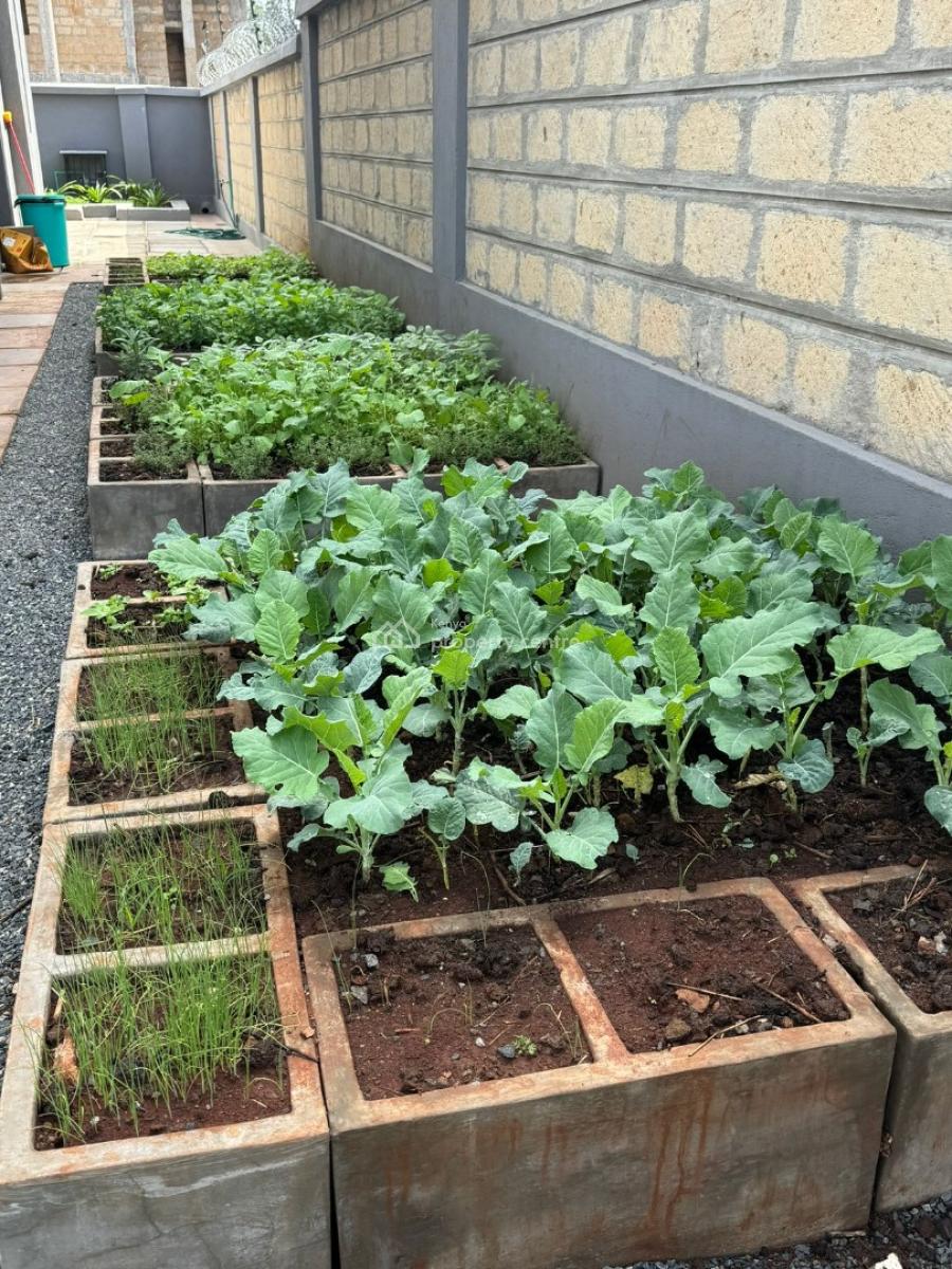 Contemporary 4-bedroom Luxury Residence with Dsq in Ngong, Nairobi, Heritage Villas, Ngong, Kajiado, Apartment for Sale