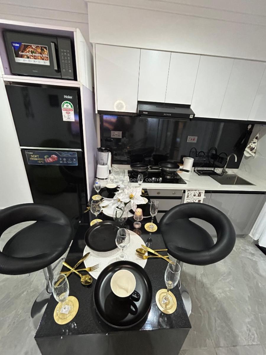 an Excellent Spacious 1 Bedroom Fully Furnished and Serviced, Kindaruma Road, Kilimani, Nairobi, Apartment for Rent