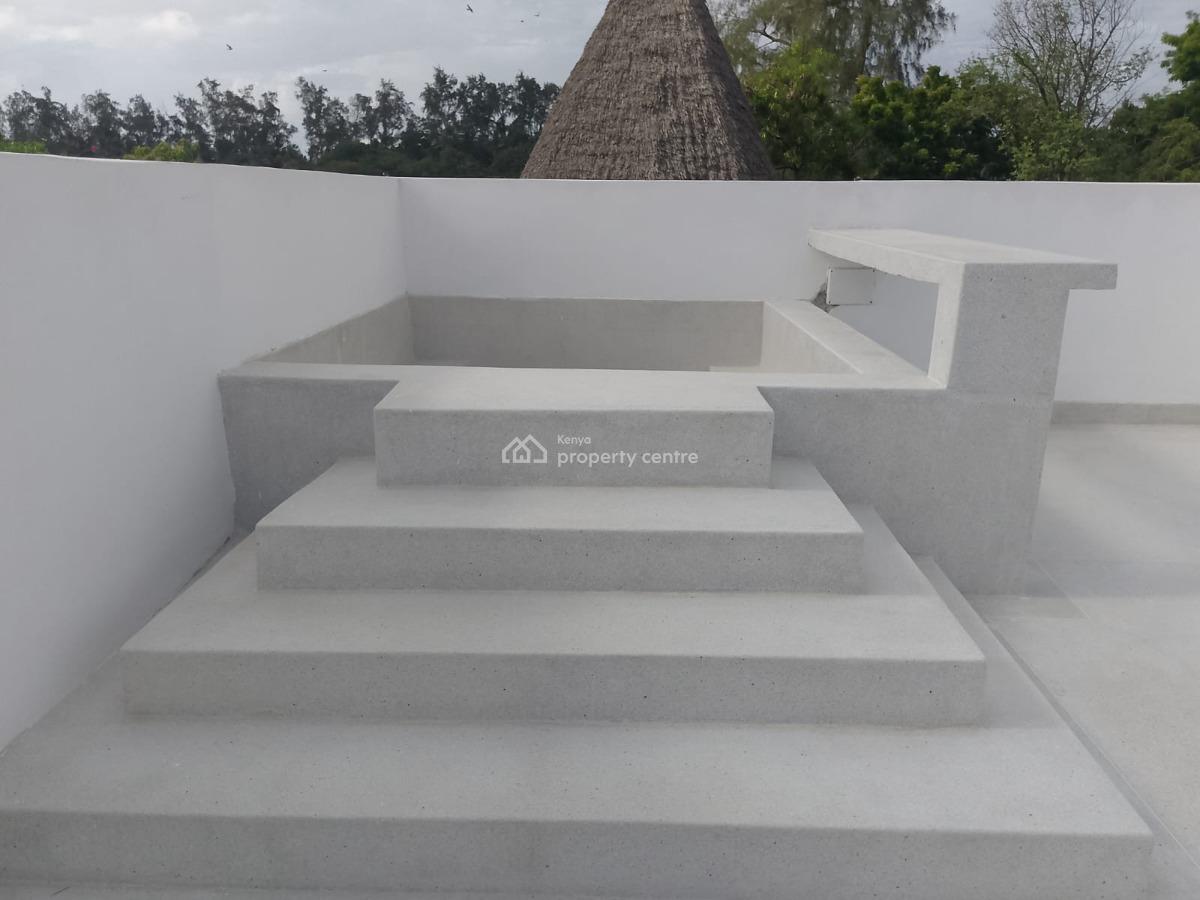 Architectural 2-bedroom Duplex with Rooftop Pool, Iguana Beach, Malindi Town, Kilifi, Apartment for Sale