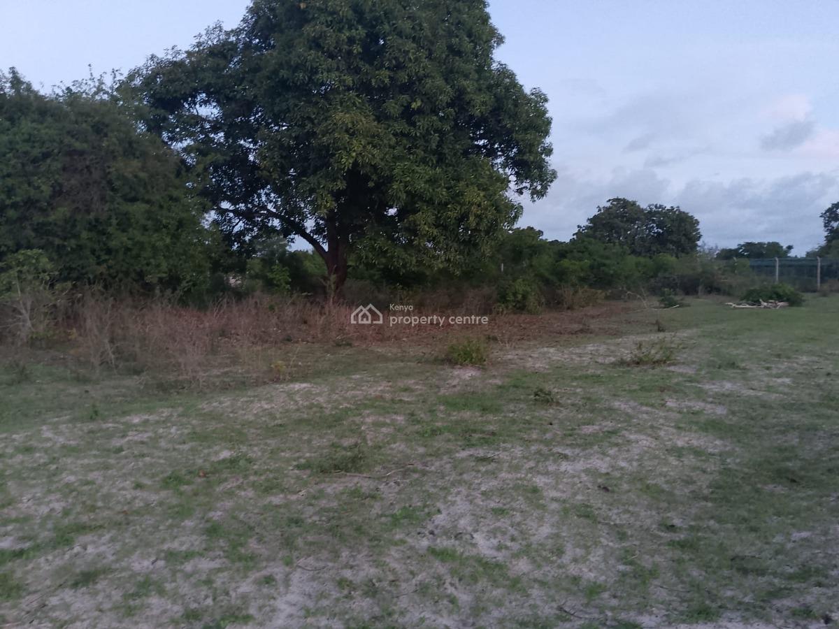 Prime 1-acre in Kakuyuni Malindi, Kakuyuni, Malindi Town, Kilifi, Mixed-use Land for Sale