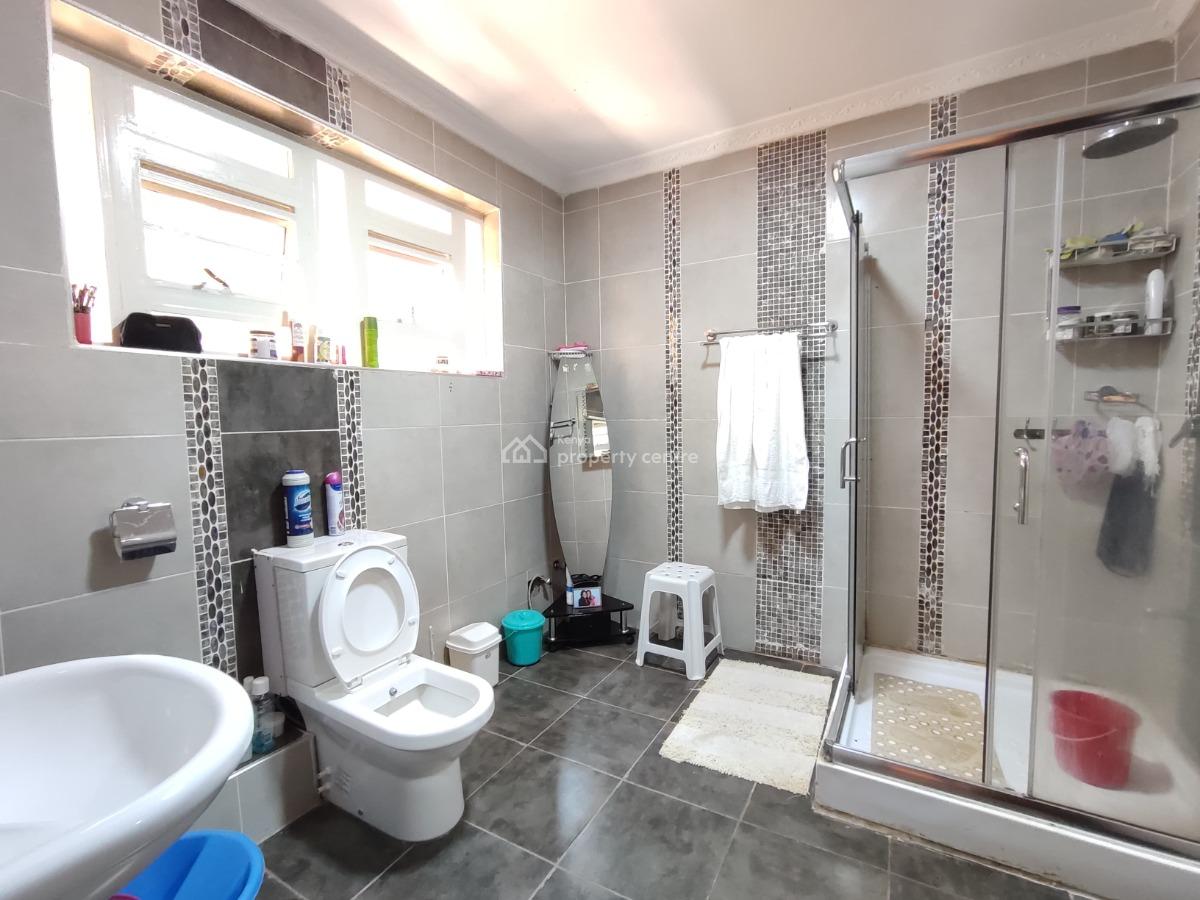 5 Bedroom House with a Family Room All Ensuite Ruiru Kamiti Corner Nea, Ruiru Kamiti Corner, Ruiru, Kiambu, Townhouse for Sale