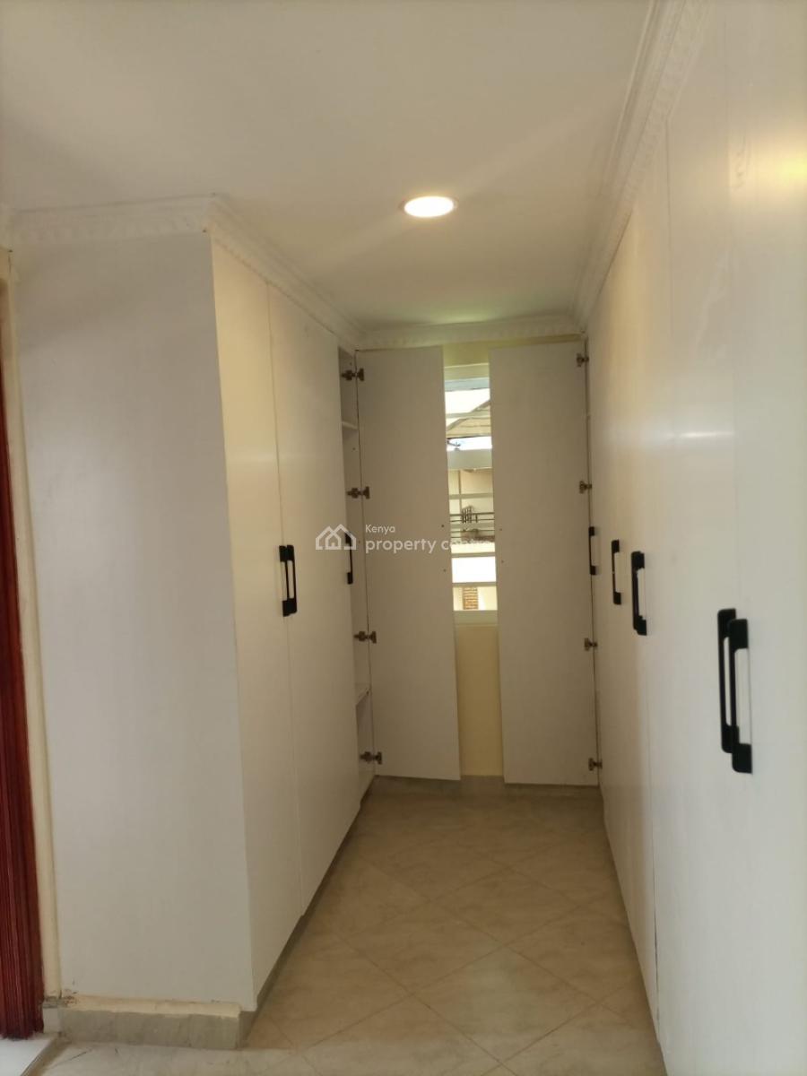 4 Bedroom House with Sq, Family Room, Gazebo All Ensuite in a Controll, Ruiru, Ruiru, Kiambu, Townhouse for Sale