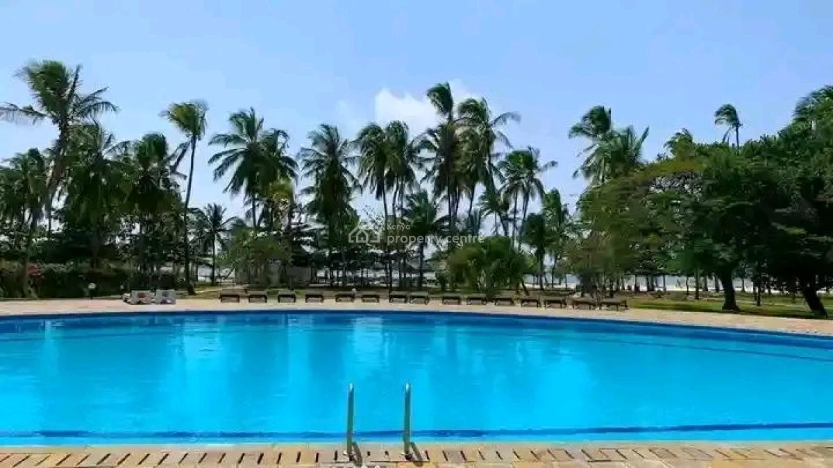 Top Notch Studio Airbnb Beach Front Unit in Diani,southcoast, Diani Beach, Ukunda, Kwale, Apartment Short Let