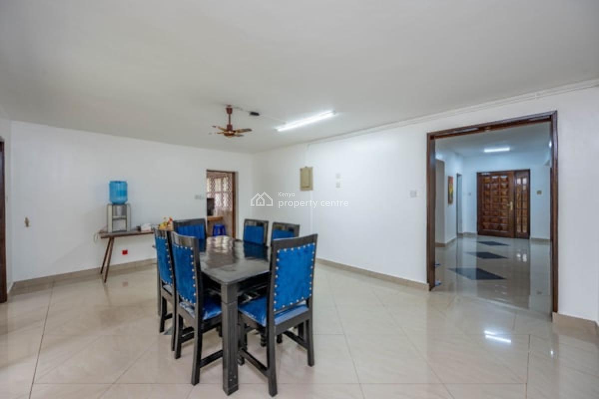 5 Bedrooms Maisonette on a 0.20 Ha. Plot in Nyali. Asking Pri, Nyali Mombasa, Nyali, Mombasa, Townhouse for Sale