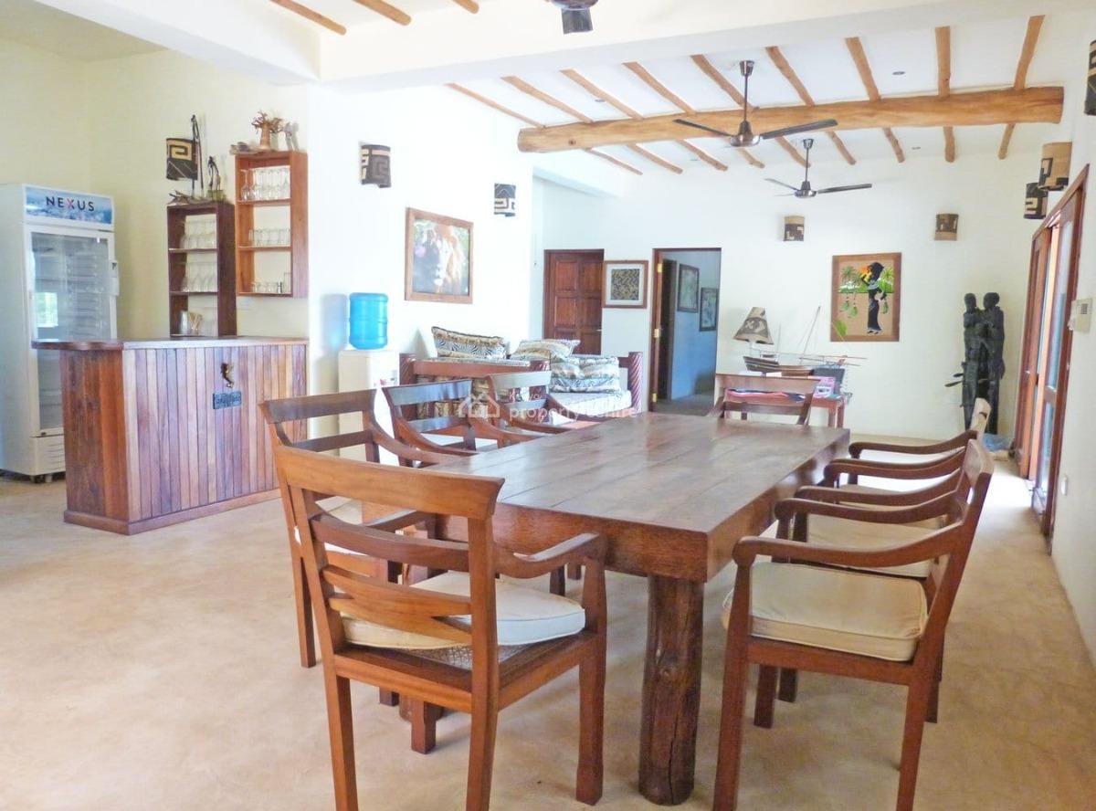 4 Bedroom House Sitting on O.8 Acres Located in Watamu Pawns Lake with, Watamu, Watamu, Kilifi, Townhouse for Sale