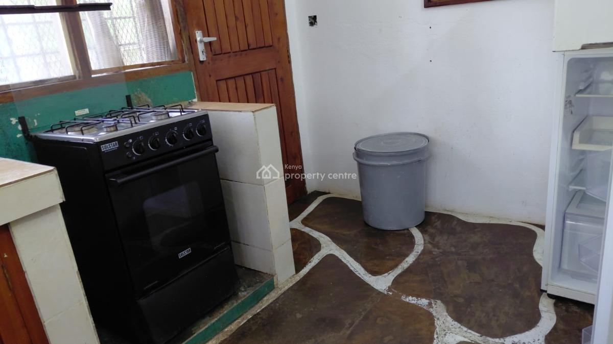 5 Bedroom in Garoda Watamu 1 Acre Plot and Large Swimming Pool Asking, Watamu, Watamu, Kilifi, Townhouse for Sale