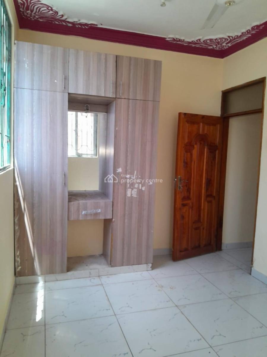 Spacious 2br Apartment, Guraya, Majengo, Mombasa, Apartment for Rent