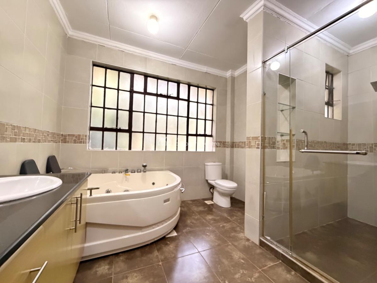 Elegant 4 Bedroom All En-suite House in Gated Community, Karen, Nairobi, Townhouse for Rent