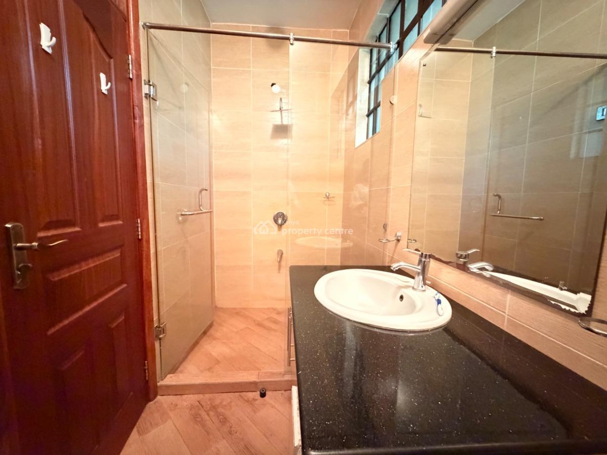 Elegant 4 Bedroom All En-suite House in Gated Community, Karen, Nairobi, Townhouse for Rent