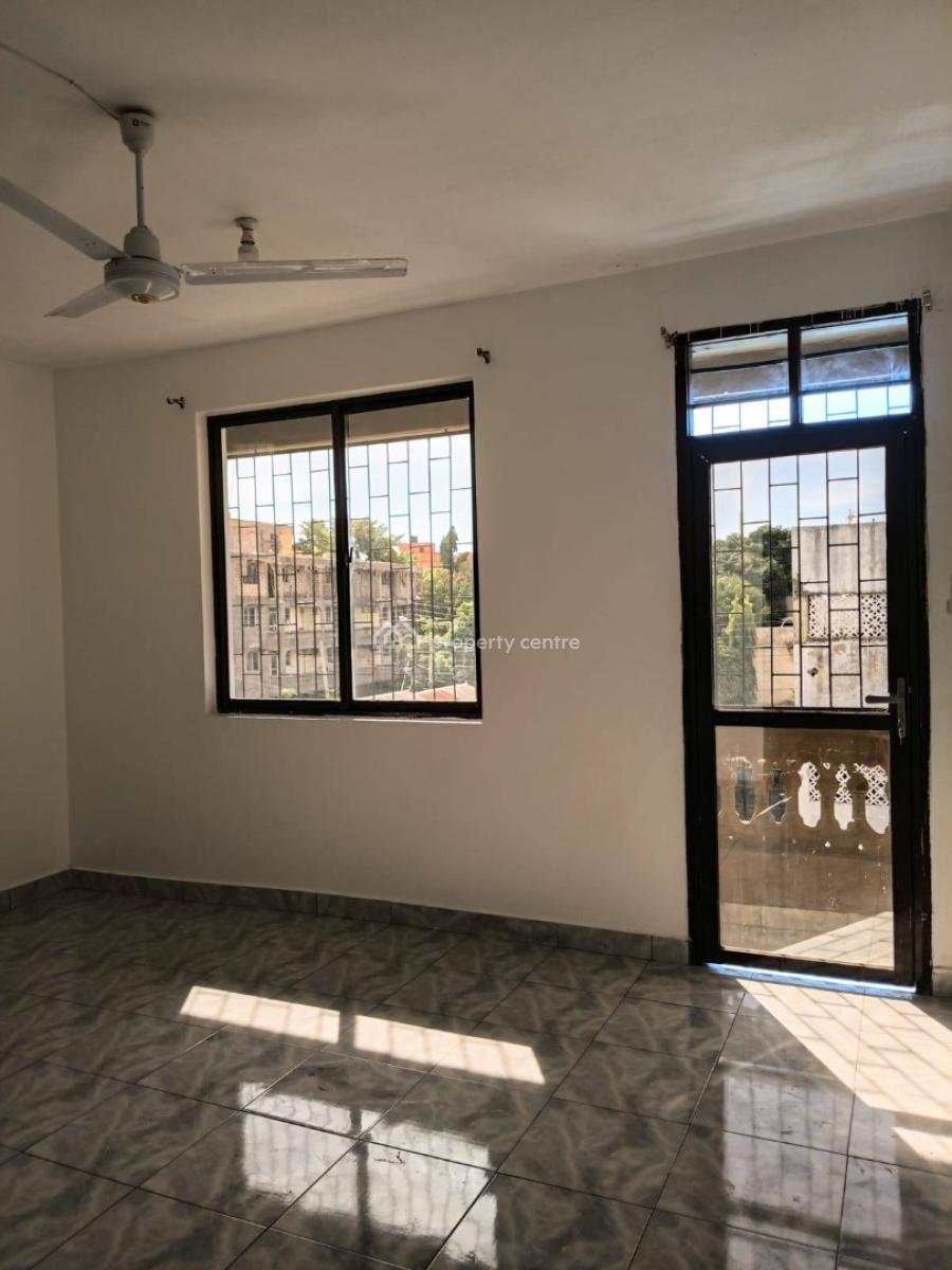 Clean 1 Bedroom Apartment with Parking, Bamburi, Bamburi, Mombasa, Apartment for Rent