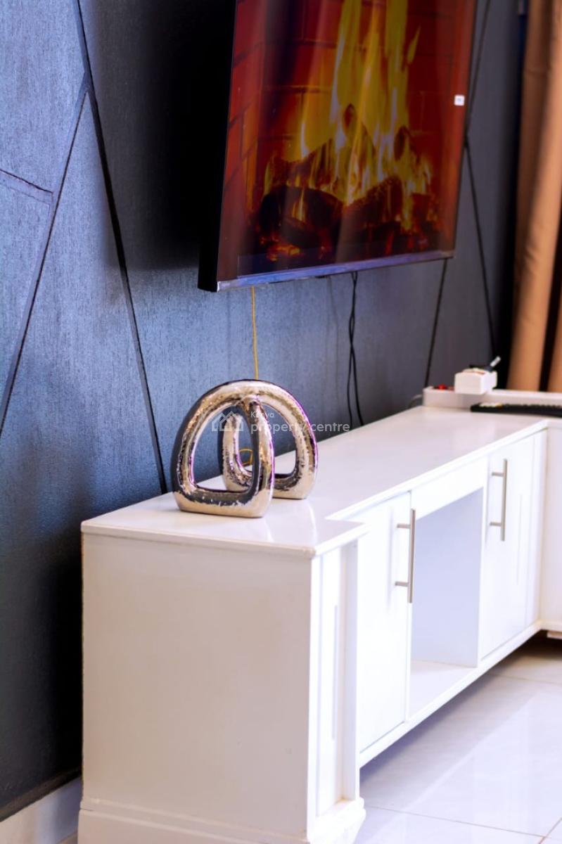 Luxury Airbnb Apartment Living in Secure Fully Furnished, Westlands Road, Near Gtc, Westlands, Nairobi, Apartment for Rent